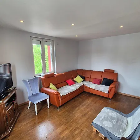 Spacious With Garden In Appartement Straatsburg